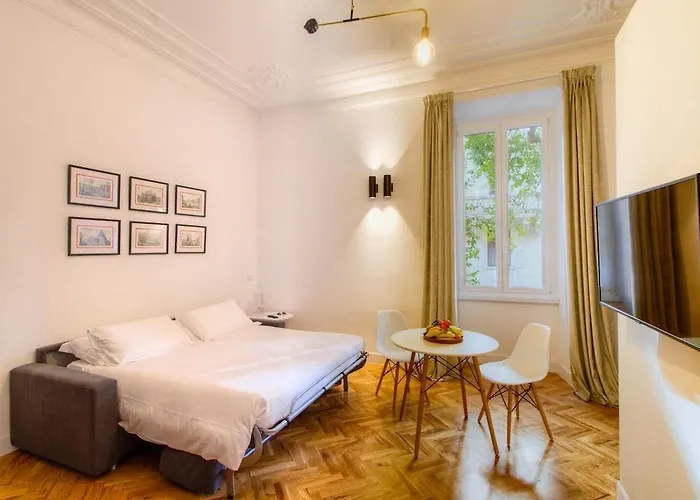 Beccaria A Piazza Del Popolo Oda ve Kahvaltı 4*