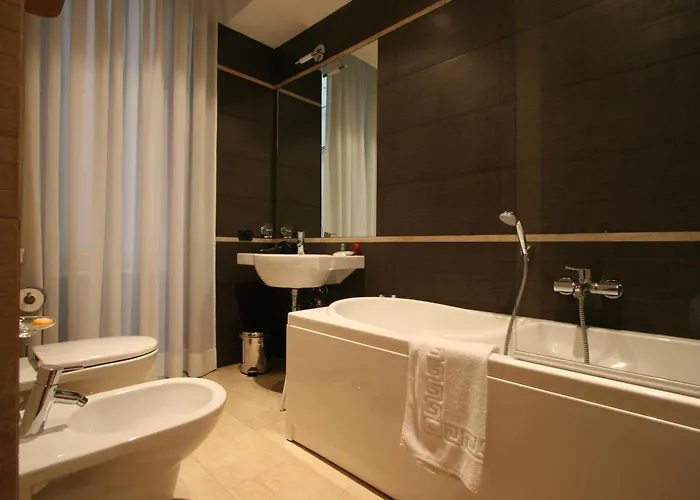 Oda ve Kahvaltı Beccaria A Piazza Del Popolo 4*