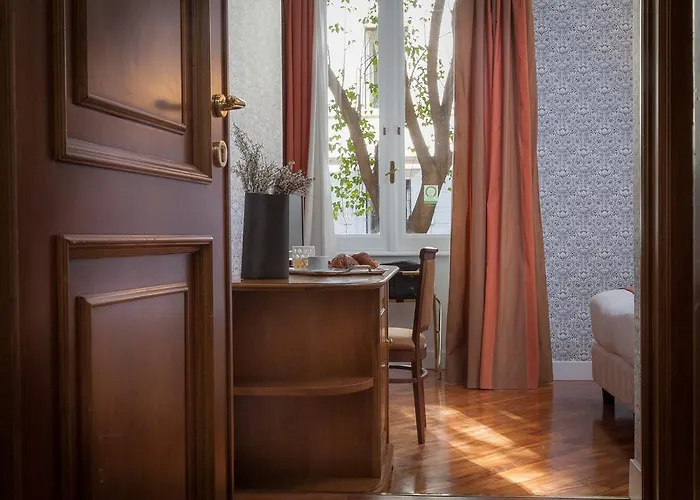 Beccaria A Piazza Del Popolo Bed & Breakfast 4*