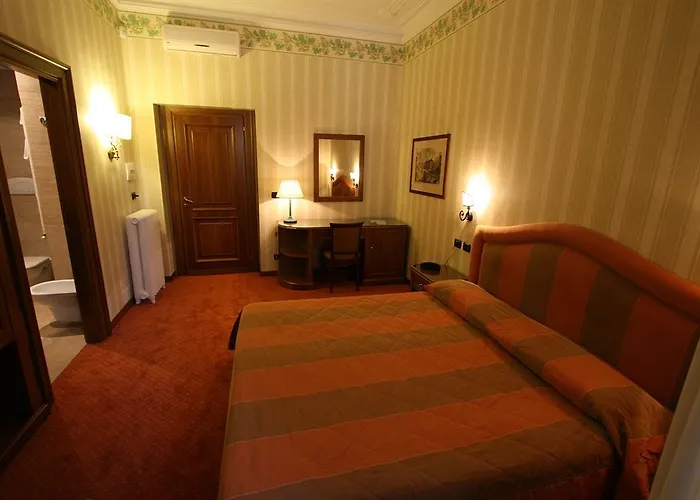 Beccaria A Piazza Del Popolo 4* Rom